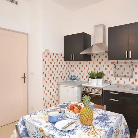 Acciuga Apartment Pietra Ligure